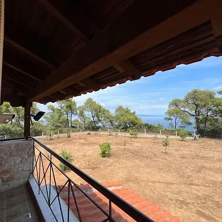 Villa Villa-alpha