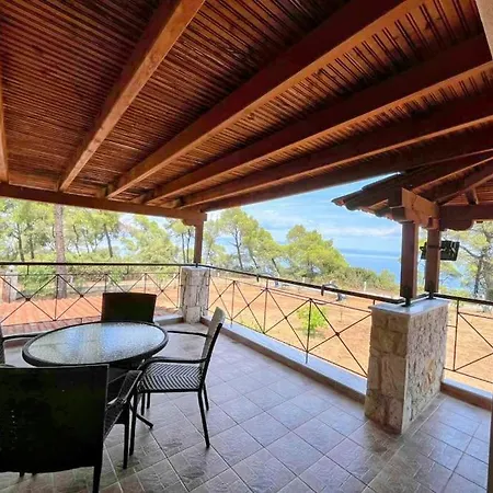 Villa-alpha Villa *