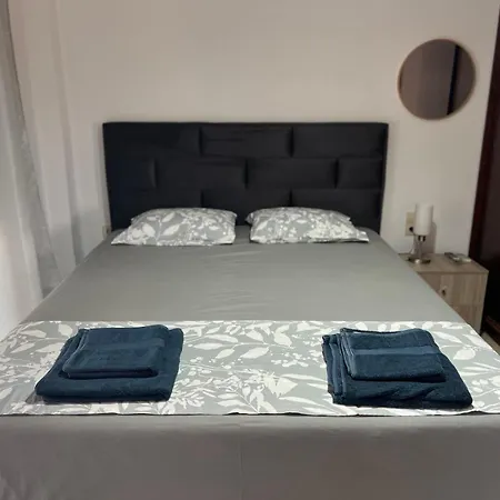 Villa Villa-alpha